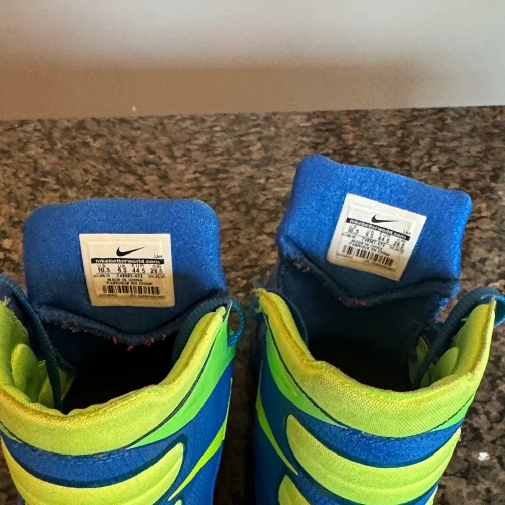 Nike 2015 Hyperdunk Zoom Blue and Neon Green High-Top Sneakers EUC 10.5